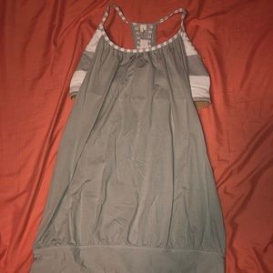 Lulu Tanktop with Built-In Bra